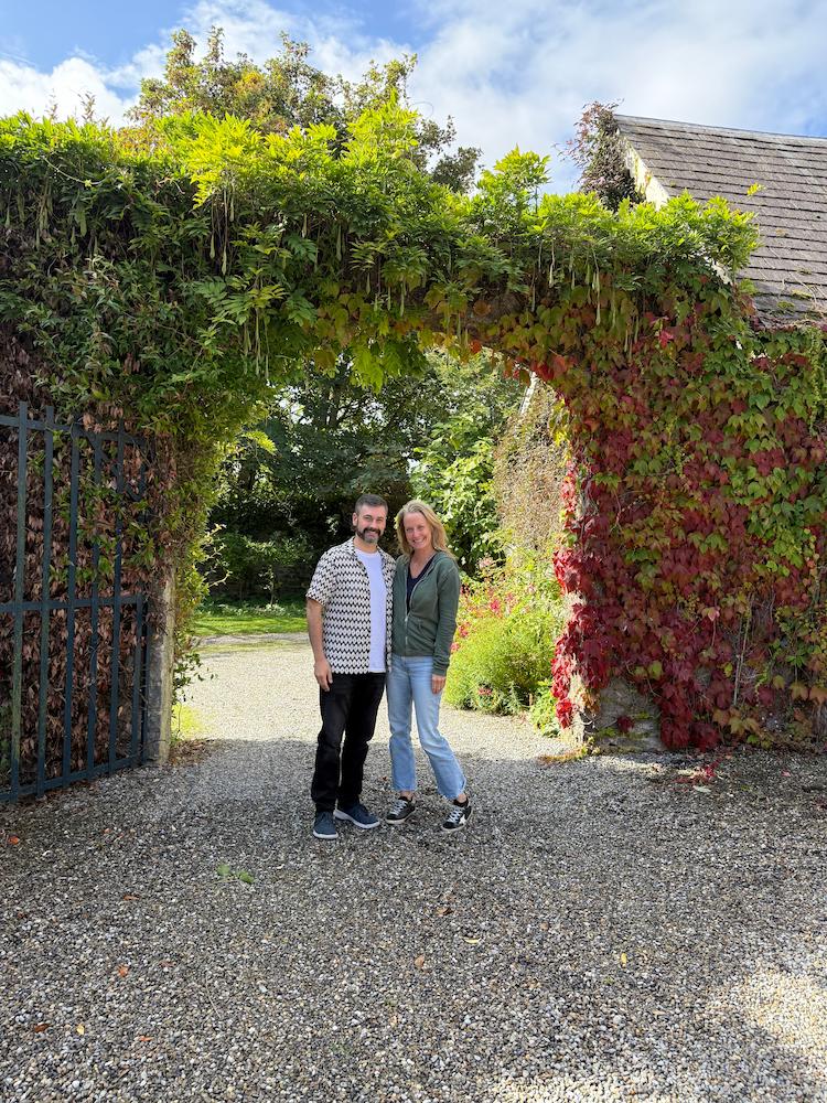 garden-arch-photo